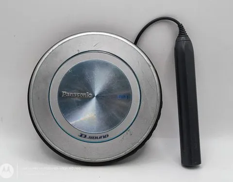 Discman Panasonic Sl-ct520 Cd/mp3 Y Convertidor D Batería Aa Plateado Con Azul