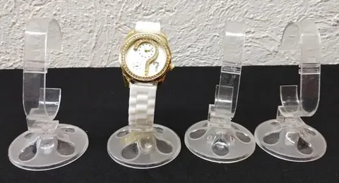 Exhibidores Para Reloj Sencillos De Plástico 5pz Usado