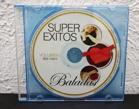 Cd Super Éxitos Volumen 1 Baladas Solo Disco Original  Estándar