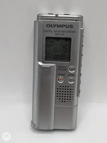 Grabadora De Voz Digital Portátil Olympus Ws-100 64 Mb Plateado