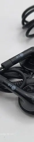 Auriculares LG Manos Libres Con Micrófono Para Celular Retro Negro — Audio vintage (foto 5)