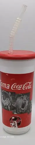Vaso Deportivo Toma Coca Cola Coleccion Come Fútbol Sueña Rojo Con Blanco — Coleccionables vintage