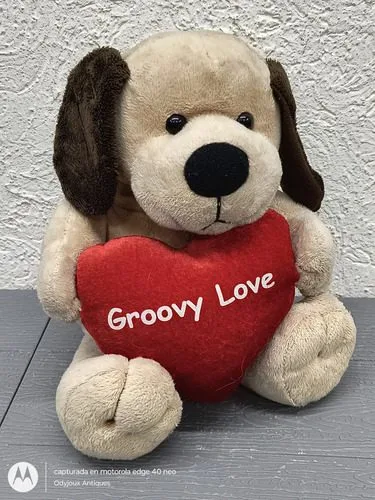 Peluche Perro Con Corazón Groovy Love Kellytoy Usa 30cm Marrón Claro — Coleccionables vintage, años NOW