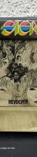 The Beatles - Revolver Cassette De 8 Pistas Vintage 60's — Audio vintage, años 60s (foto 2)