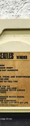 The Beatles - Revolver Cassette De 8 Pistas Vintage 60's — Audio vintage, años 60s (foto 5)