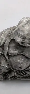Estatua Buda Gordo Y Sonriente De La Suerte Artesanal D Yeso Gris — Decoración vintage (foto 7)