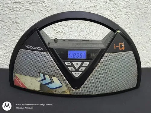Bocina I-qboox Mod Iq1000 Radio Usb Sd Para Reparar O Piezas Negro Con Gris — Audio vintage, años NOW