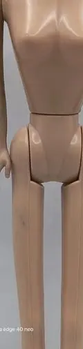 Muñeca Tipo Barbie Retro China Cabello Castaño Ojos Verdes — Coleccionables vintage (foto 4)