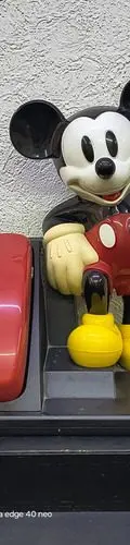 Teléfono Fijo Vintage De Mickey Mouse At&t Años 90's Retro Negro Con Rojo — Tech vintage, años 90s
