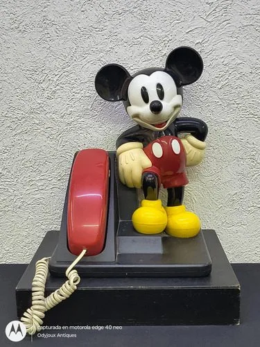 Teléfono Fijo Vintage De Mickey Mouse At&t Años 90's Retro Negro Con Rojo — Tech vintage, años 90s