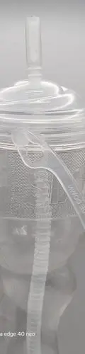 Vaso Six Flags Yarda De Plástico Whirley Drink Works 700ml Transparente