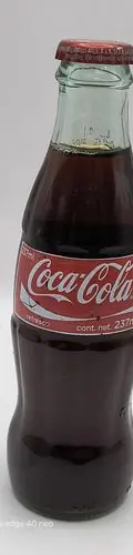 Botella Coca Cola Classic 237ml Año 2008 Sellada D Colección Botella Coca Cola Classic 237ml Año 2008 Sellada De Colección Original — Coleccionables vintage, años NOW (foto 2)