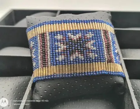 Pulsera Brazalete Artesanal Huichol Chaquiron Tejido A Mano Azul