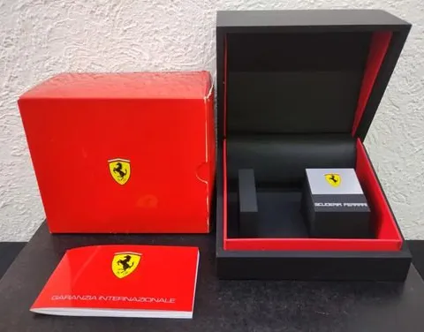 Estuche Para Reloj Ferrari Scuderia Classic Carbon Black Negro
