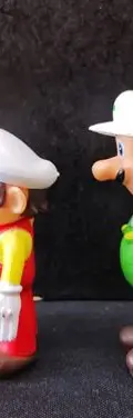 Super Mario Bros Figuras Set 2pzs Mario Luigui Super Poder — Gaming vintage, años NOW (foto 6)