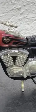 Moto Juguete Harley Davidson Kidco Vintage 1981 De Cuerda Negro — Coleccionables vintage, años 80s (foto 3)