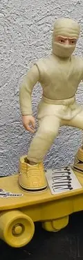 Figura Ninja Con Patineta Hip Yick International 1988 Retro — Coleccionables vintage, años 80s
