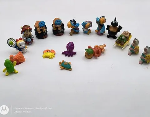 Lote Figuras Kinder Sorpresa De Los 90's Retro Vintage 17pz