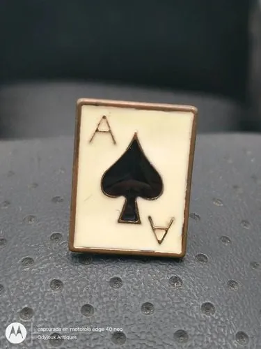 Pin Vintage As De Picas Retro Años 90's Original Usado 2cm Negro Pin Vintage As De Picas Negro Retro Años 90's Original Usado