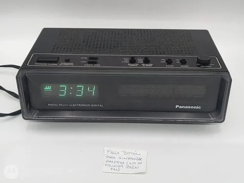 Radio Reloj Despertador Panasonic Rg-4895 Antiguo De Los 80s Negro — Audio vintage, años 80s