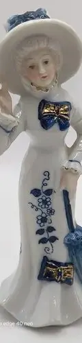 Mujer De Porcelana Victoriana Vintage Con Paraguas Sombrero — Decoración vintage