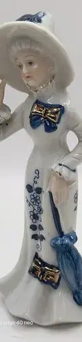 Mujer De Porcelana Victoriana Vintage Con Paraguas Sombrero — Decoración vintage (foto 8)