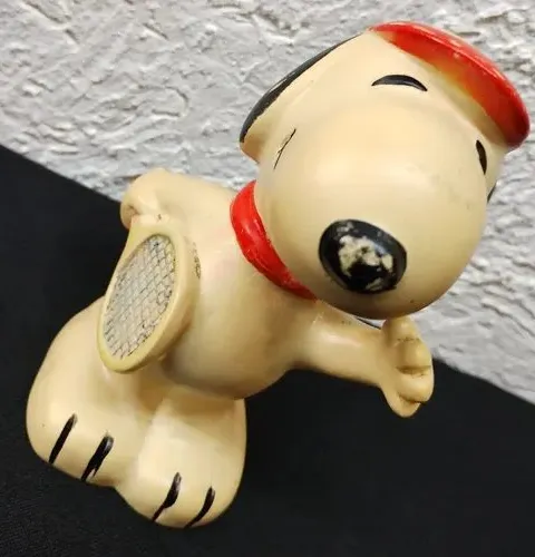 Figura Vintage De Snoopy Tenista Vinil  Año 1958-1966 Retro