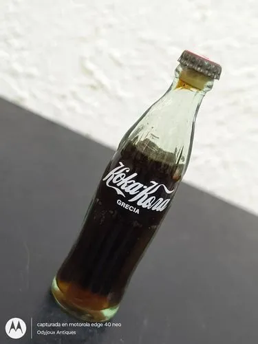 Mini Botella Vintage Coca Cola Grecia 8cm Retro 90's