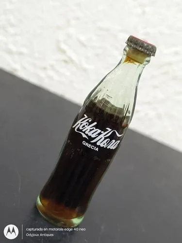 Mini Botella Vintage Coca Cola Grecia 8cm Retro 90's — Coleccionables vintage, años 90s