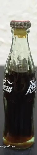 Mini Botella Vintage Coca Cola Grecia 8cm Retro 90's — Coleccionables vintage, años 90s (foto 3)