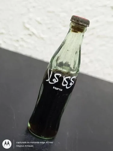 Mini Botella Vintage Coca Cola Egipto 8cm Retro 90's — Coleccionables vintage, años 90s