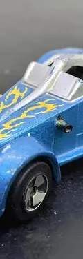 Carrito Maisto Tork Twist Car Blue Yellow Flames Incompleto Azul Acero — Coleccionables vintage, años NOW