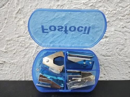 Set Engrapadoras Mini Promocional En Caja Usado  Azul — Coleccionables vintage