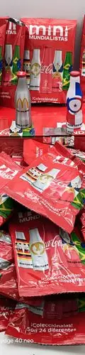 Mini Botellitas Mundialistas Coca Cola 2018 Caja Con 28pzas — Coleccionables vintage, años NOW