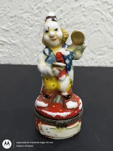 Alhajero Figura Payaso De Porcelana Vintage Con Detalle Rojo Con Amarillo