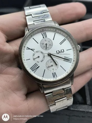 Reloj Q&q Aa37j207 Para Dama Usado Original Plateado Blanco — Coleccionables vintage, años NOW