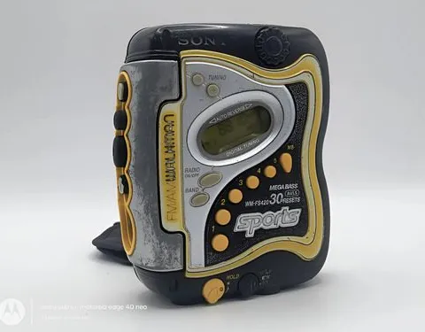 Sony Walkman Sports Wm-fs420 Solo Funciona Radio Reparar/pz Amarillo Con Negro