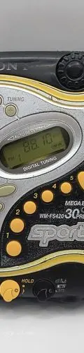 Sony Walkman Sports Wm-fs420 Solo Funciona Radio Reparar/pz Amarillo Con Negro — Audio vintage, años 80s (foto 2)