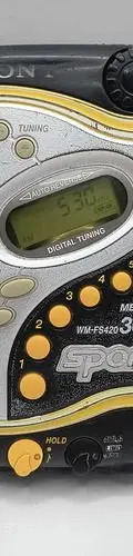 Sony Walkman Sports Wm-fs420 Solo Funciona Radio Reparar/pz Amarillo Con Negro — Audio vintage, años 80s (foto 3)