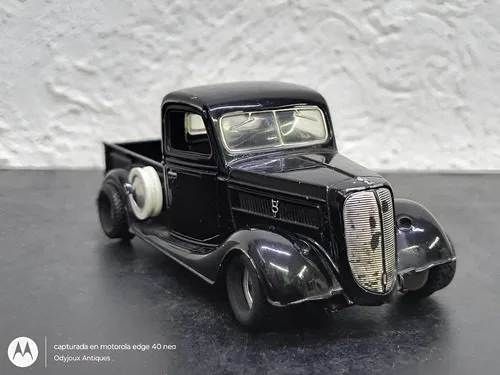 Camioneta Ford Pick Up 1937 Escala 1/34 Vintage Mod.ss5607 Negro — Decoración vintage, años NOW