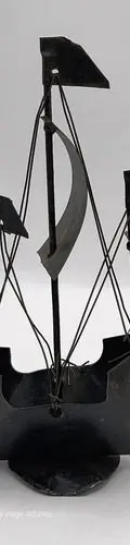 Viejo Barco Corsario Pirata Carabela Hojalata Antigüedad Negro — Decoración vintage (foto 5)