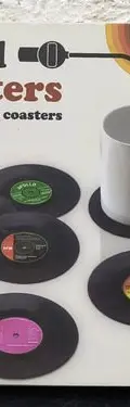 Set 6 Posavasos Mini Disco Vinil Vintage Retro Portavasos Mini Discos Vinilo Negro — Audio vintage, años NOW (foto 4)