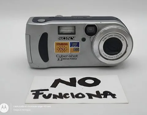 Camara Digital Sony Cybershot 3.2mp Dsc-p71 No Sirve Reparar Plateado