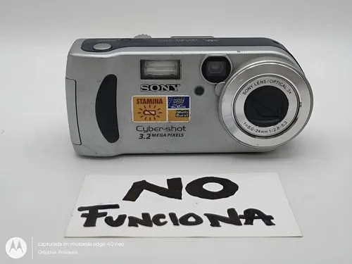 Camara Digital Sony Cybershot 3.2mp Dsc-p71 No Sirve Reparar Plateado — Tech vintage, años NOW