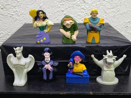 Figuras El Jorobado De Notre Dame Bimbo Disney 7-pzas — Coleccionables vintage, años 90s