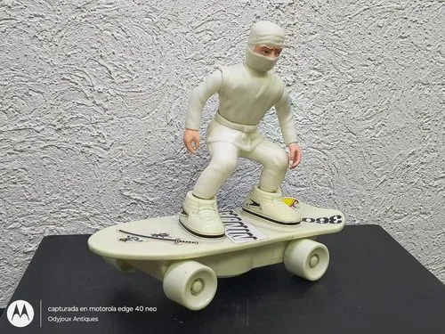 Figura Ninja Con Patineta Hip Yick International 1988 Vintag — Coleccionables vintage, años 80s