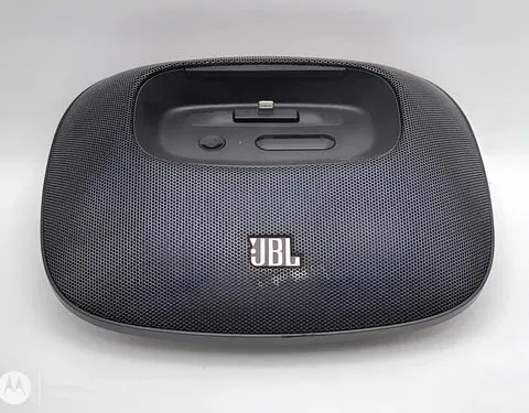 Bocina Jbl By Harman One Beat Micro Para iPhone/iPod/aux/usb Negro