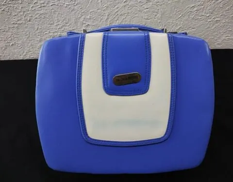 Maletín Neceser De Viaje Con Estuche Para Cosméticos Usado Azul Liso
