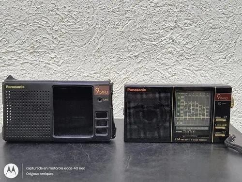 Radio Portátil Vintage Panasonic Rf-9 9 Bandas De Colección — Audio vintage
