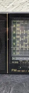 Radio Portátil Vintage Panasonic Rf-9 9 Bandas De Colección — Audio vintage (foto 9)